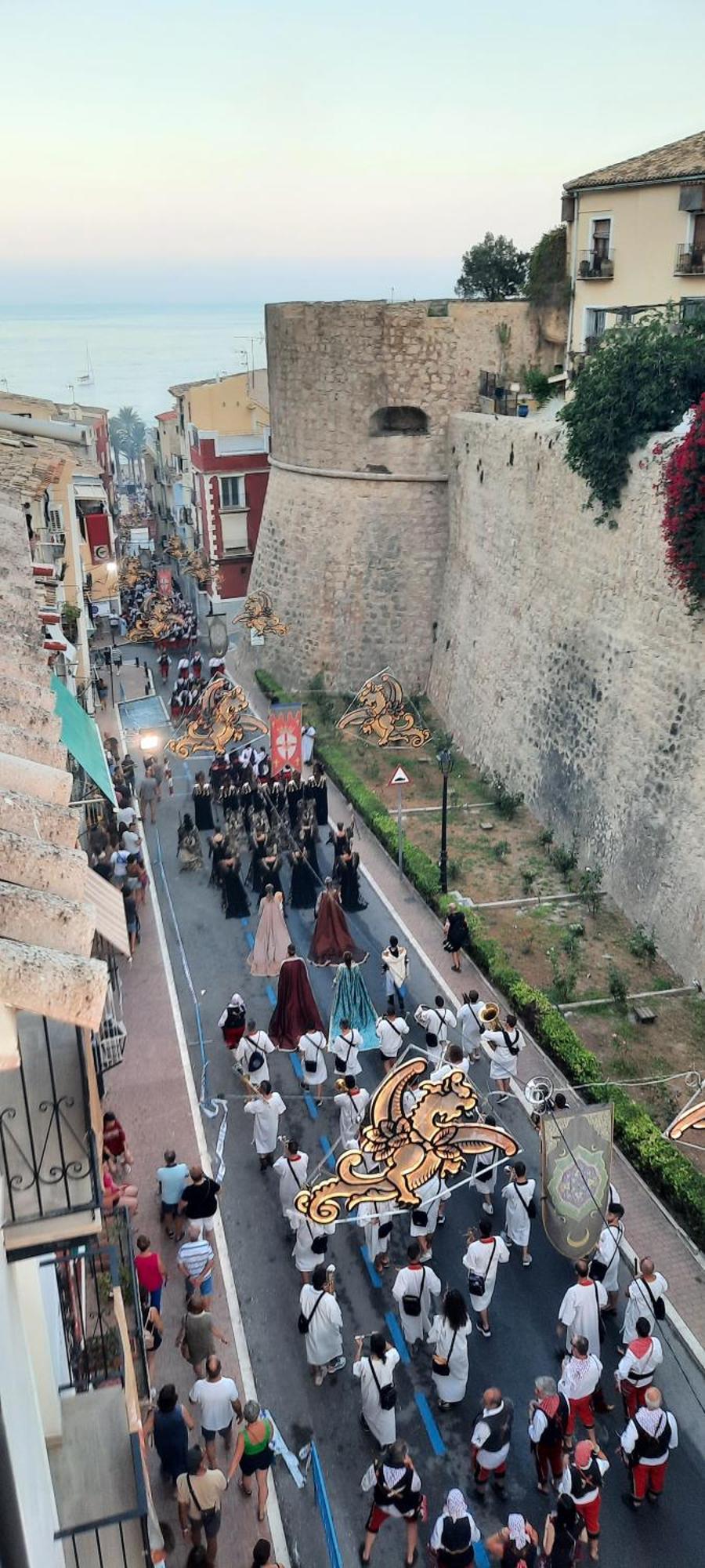 MU, Apartamento situada en la muralla del Casco Histórico Villajoyosa  Exterior foto